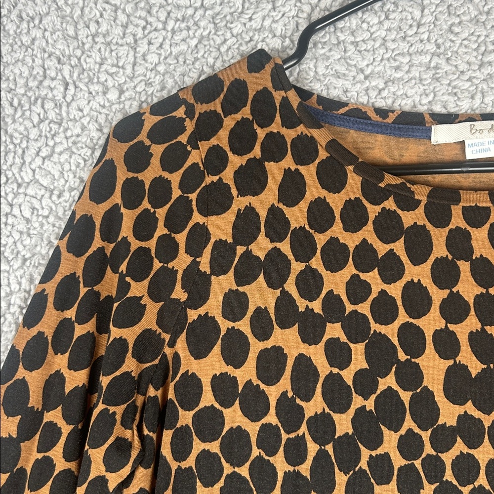 Nice!! Boden Long Sleeve Animal Print Top Women’s Size 6 - Picture 12 of 16